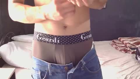 samuel_hills_ii online show from October 2025 07:23:02 PM