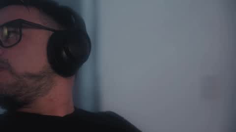 Sanders online show from April 2026 12:12:01 AM