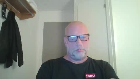 sandnesrune523 online show from March 2026 06:11:01 PM