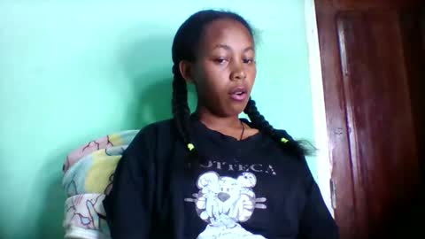 sandra1253099 online show from April 2026 05:51:01 PM