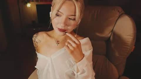 Sandy  online show from July 2026 01:54:01 PM