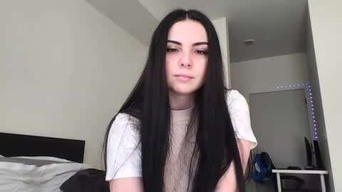 Sandra online show from March 2025 10:56:01 PM