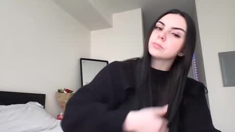 Sandra online show from March 2025 07:50:02 PM