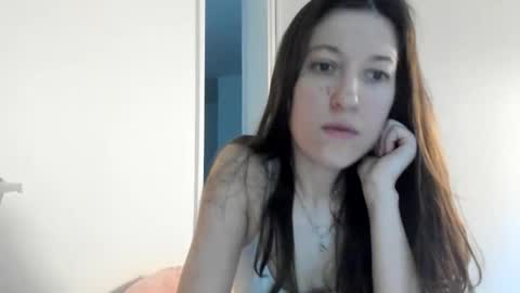 Sandy online show from December 2025 08:45:01 AM