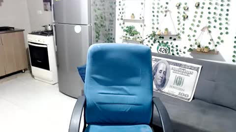 Snapshot of santi_ss chatting on February 2026 01:21:01 AM santi_ss online show from February 2026 01:21:01 AM