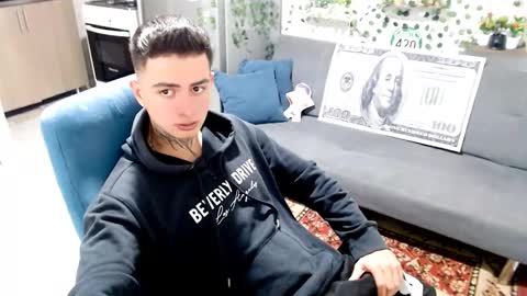 Snapshot of santi_ss chatting on February 2026 01:21:02 AM santi_ss online show from February 2026 01:21:02 AM