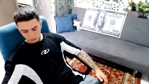 Snapshot of santi_ss chatting on February 2026 02:45:01 PM santi_ss online show from February 2026 02:45:01 PM