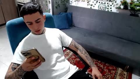 Snapshot of santi_ss chatting on February 2026 02:46:01 PM santi_ss online show from February 2026 02:46:01 PM