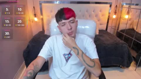 SANTIAGO  online show from March 2026 10:24:01 PM