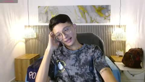 santiago_russo18 online show from February 2026 12:33:01 PM