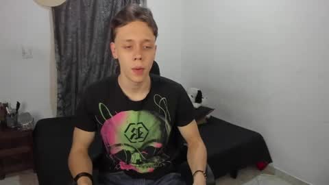 Julius Novachrono  online show from April 2026 12:22:01 AM