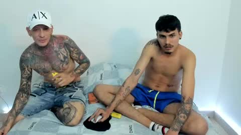 santy_of1 online show from April 2026 07:00:01 AM