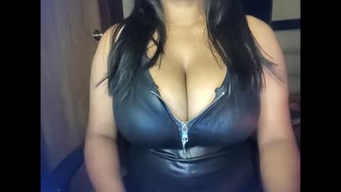 Snapshot of sanvi13 chatting on January 2025 03:08:02 PM sanvi13 online show from January 2025 03:08:02 PM