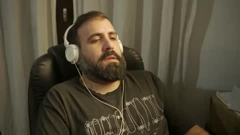 bCristianb online show from May 2026 11:44:02 PM