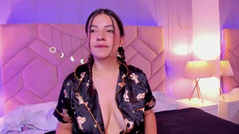 Sara  online show from June 2026 11:37:01 AM