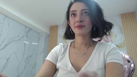 Snapshot of sara_lopez_s chatting on September 2025 01:33:02 PM Sara online show from September 2025 01:33:02 PM