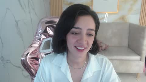 Snapshot of sara_lopez_s chatting on October 2025 01:48:02 AM Sara online show from October 2025 01:48:02 AM