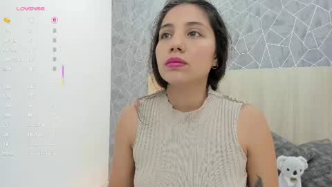 Snapshot of sara_melo chatting on July 2026 11:27:01 AM Sara online show from July 2026 11:27:01 AM