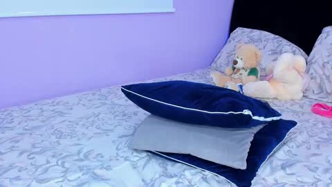 Sara Mendez online show from March 2025 02:20:01 AM