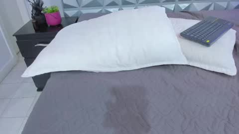 Sara Blandon online show from February 2025 11:32:01 PM