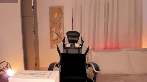 sara cavali online show from June 2026 07:29:01 PM