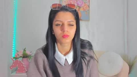 Sara online show from April 2026 07:33:02 AM