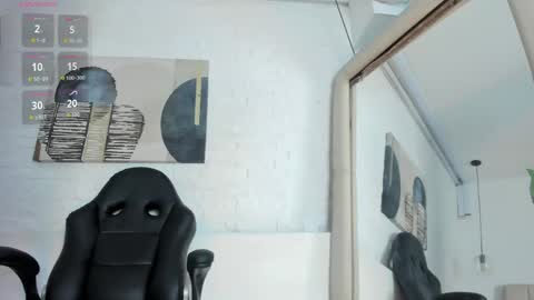 sarah_gothicgirl online show from April 2026 07:51:02 PM