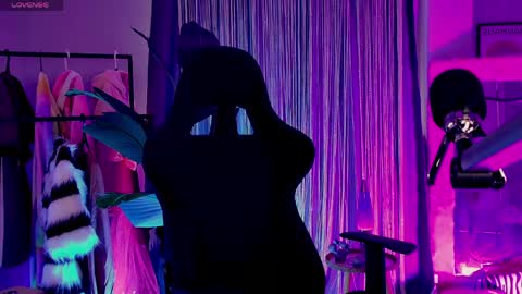 Divine Sarah NONUDE model online show from April 2026 01:23:01 PM