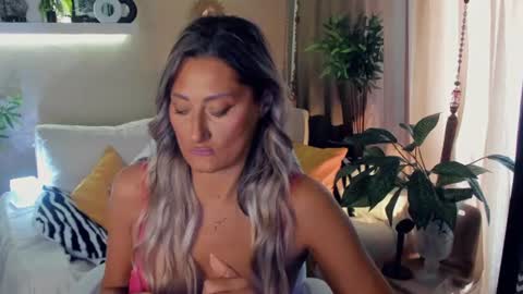 Divine Sarah NONUDE model online show from July 2026 06:09:02 AM