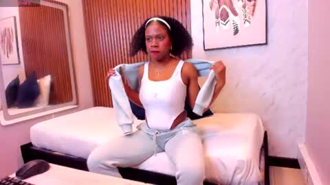 Sarahi pusey online show from June 2026 12:04:01 PM