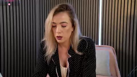 Snapshot of sarahjadore chatting on February 2026 07:09:02 PM Sarahjadore online show from February 2026 07:09:02 PM