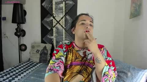  SARAHJEY     online show from July 2026 06:21:01 PM