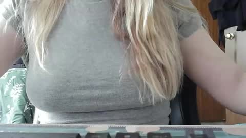 Sarah online show from March 2026 08:02:01 PM