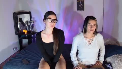 Sarajonnes4 online show from April 2026 02:11:02 AM