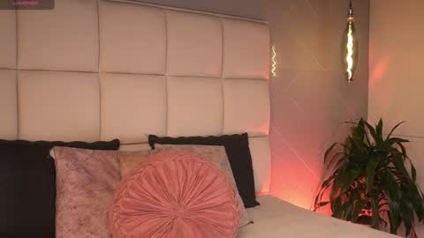 Sara online show from March 2026 11:11:02 AM