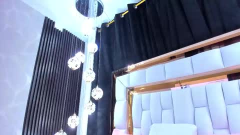 Saray online show from March 2026 07:39:01 PM