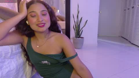 sasha_sinne online show from June 2026 01:41:01 AM
