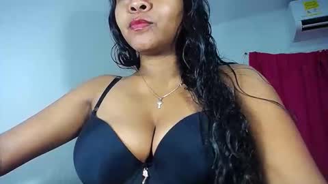 sashabreck1 online show from April 2026 07:59:02 PM