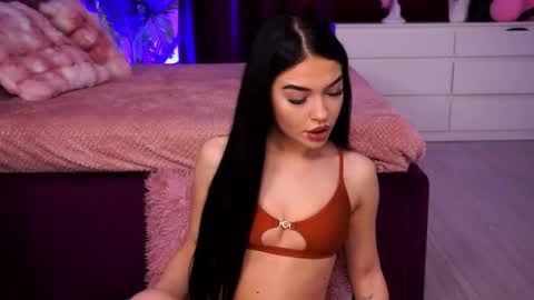 Sasha online show from April 2026 05:01:02 AM