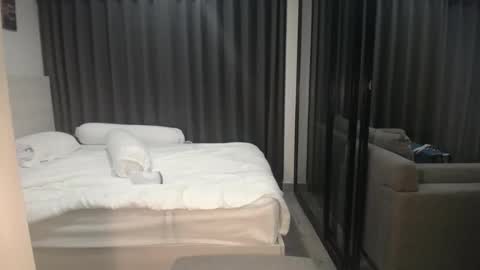 Sasha online show from April 2026 04:59:02 PM