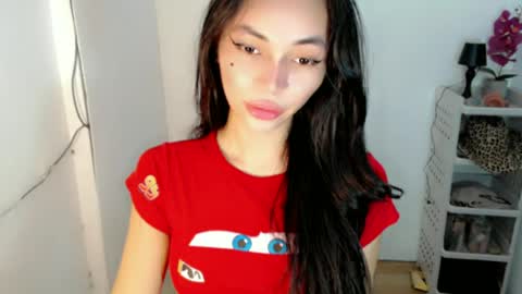 Snapshot of sashifoxdoll_ chatting on June 2026 09:39:02 PM Sashi online show from June 2026 09:39:02 PM