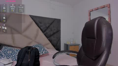 Snapshot of saskiagrendel chatting on June 2026 12:04:01 AM saskiagrendel online show from June 2026 12:04:01 AM