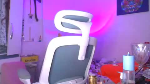 Snapshot of sassas2 chatting on October 2025 09:33:01 PM sassas2 online show from October 2025 09:33:01 PM