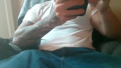 Snapshot of satinpantys chatting on November 2025 05:29:02 PM satinpantys online show from November 2025 05:29:02 PM