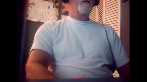 satyr64 online show from November 2025 09:58:01 PM