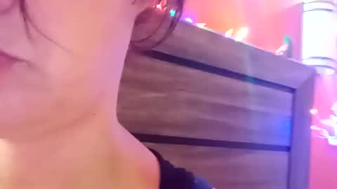 SnowBunny online show from December 2024 09:13:02 AM