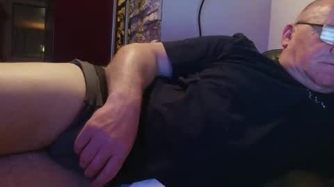 saugeil123 online show from April 2026 09:12:02 PM