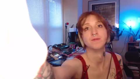 savagewaves online show from April 2026 12:23:01 AM