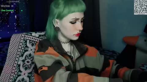 pronoun she. name Mary. age 21. online show from March 2026 07:08:01 PM