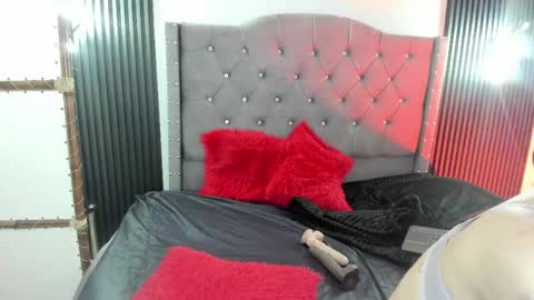 Snapshot of scarbadgirl_ chatting on June 2026 04:14:02 AM scarbadgirl_ online show from June 2026 04:14:02 AM